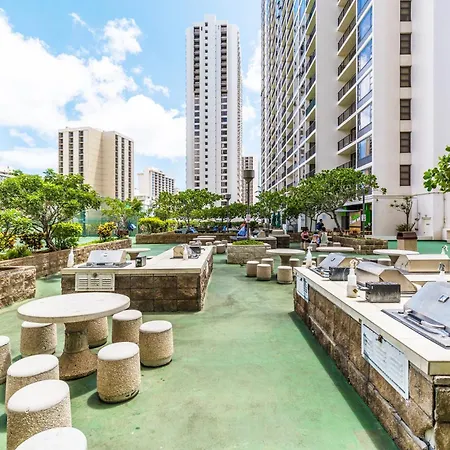 Charming 1Br: Waikiki Banyan, Ocean View + Parking Apartamento Honolulu Exterior foto