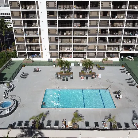 Charming 1Br: Waikiki Banyan, Ocean View + Parking Apartamento Honolulu Exterior foto