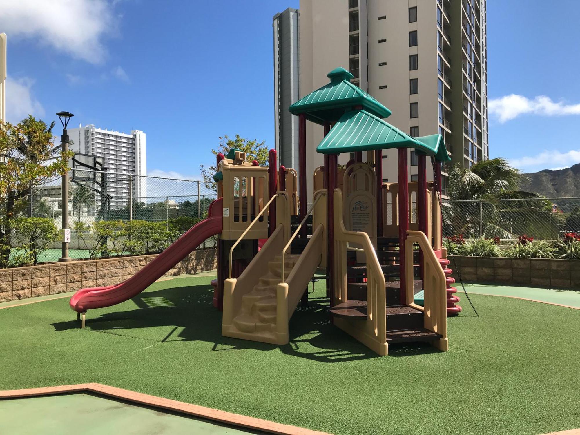 Charming 1br: Waikiki Banyan, Ocean View + Parking Appartement Honolulu
