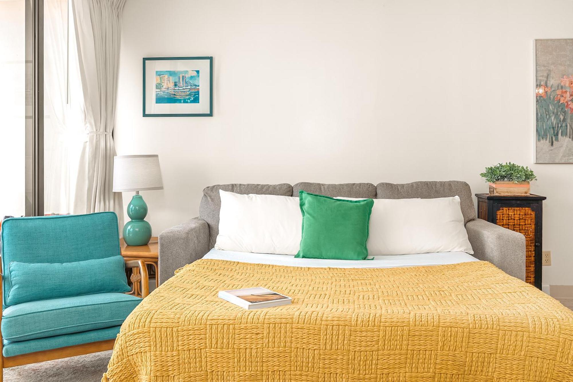 Charming 1br: Waikiki Banyan, Ocean View + Parking * Honolulu